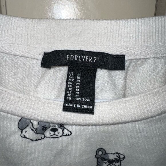 Forever 21 White and Black Dog Print Pullover Sweatshirt Size Medium - Picture 3 of 6